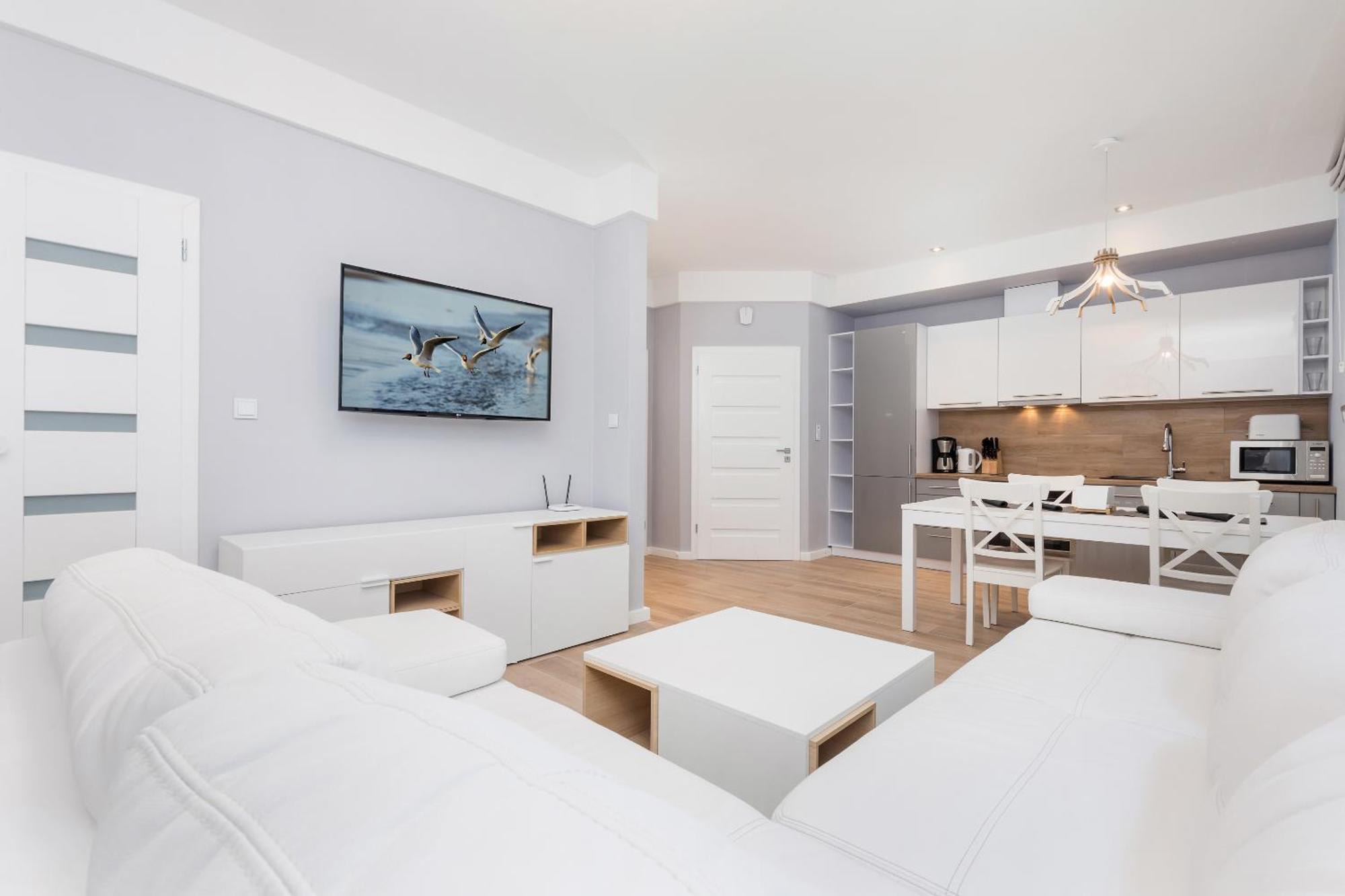 Underground Apartment In A Lux Holiday House Posejdon By Renters Prestige Kołczewo Exteriör bild